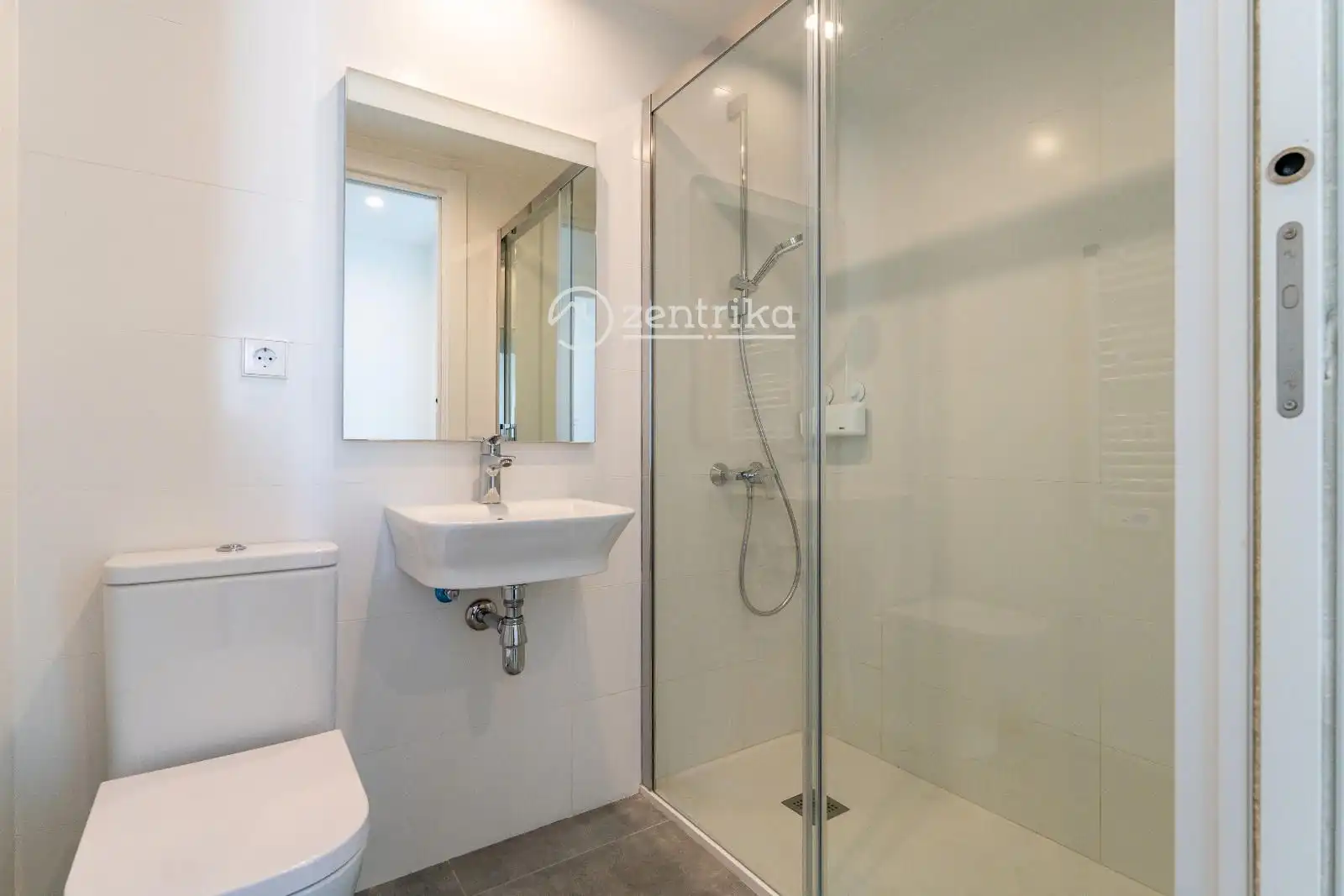 Baño de Piso en venta en Cambrils con Aire acondicionado, Calefacción y Terraza