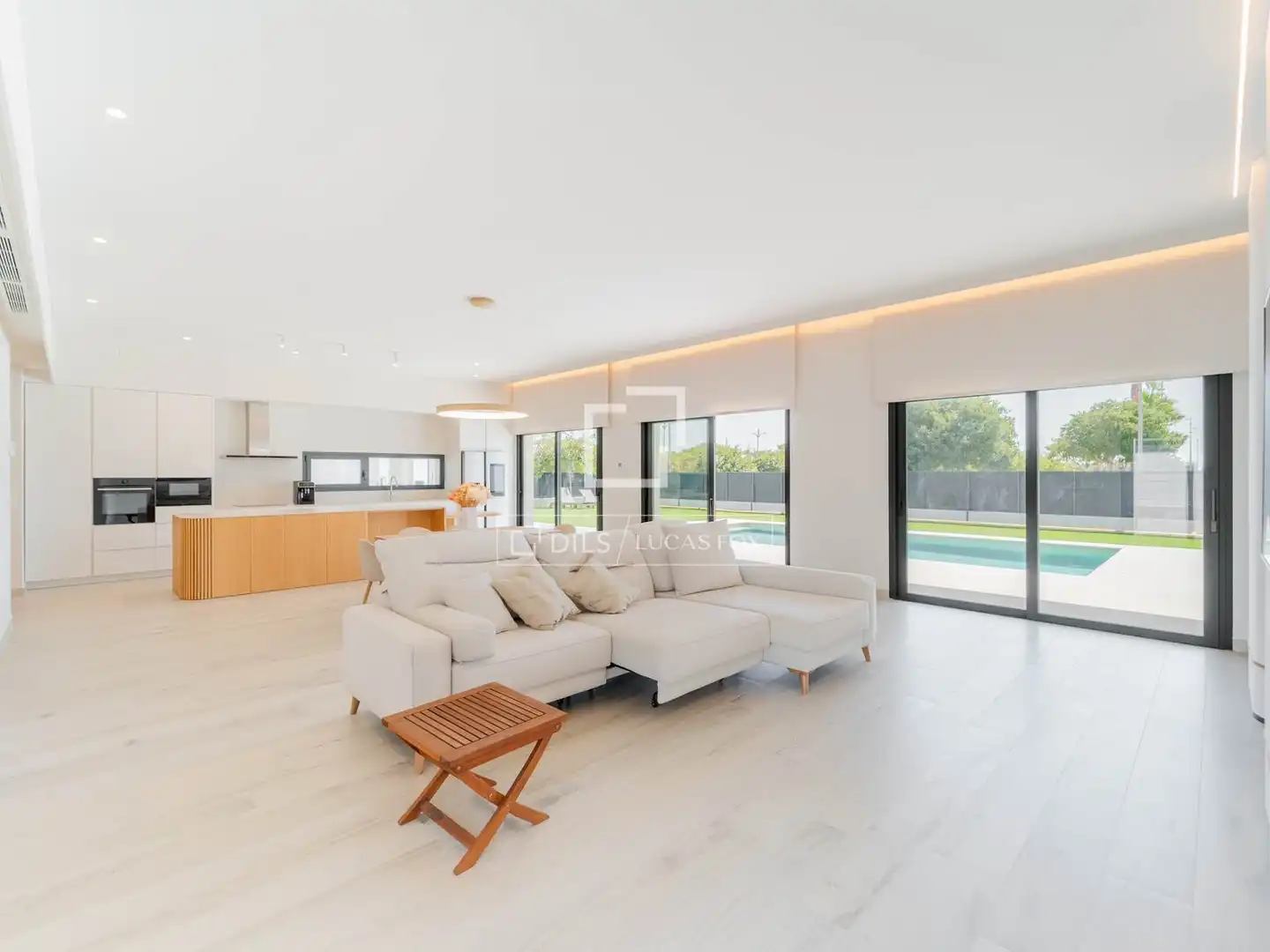 Sala d'estar de Casa o xalet en venda en Burriana / Borriana amb Aire condicionat, Jardí privat i Traster