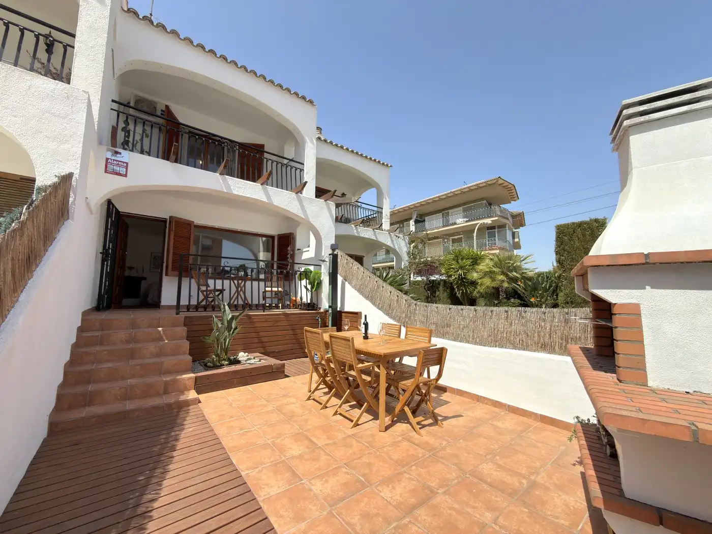 Terrasse von Einfamilien-Reihenhaus zum Verkauf in Cunit mit Klimaanlage, Parkett und Terrasse