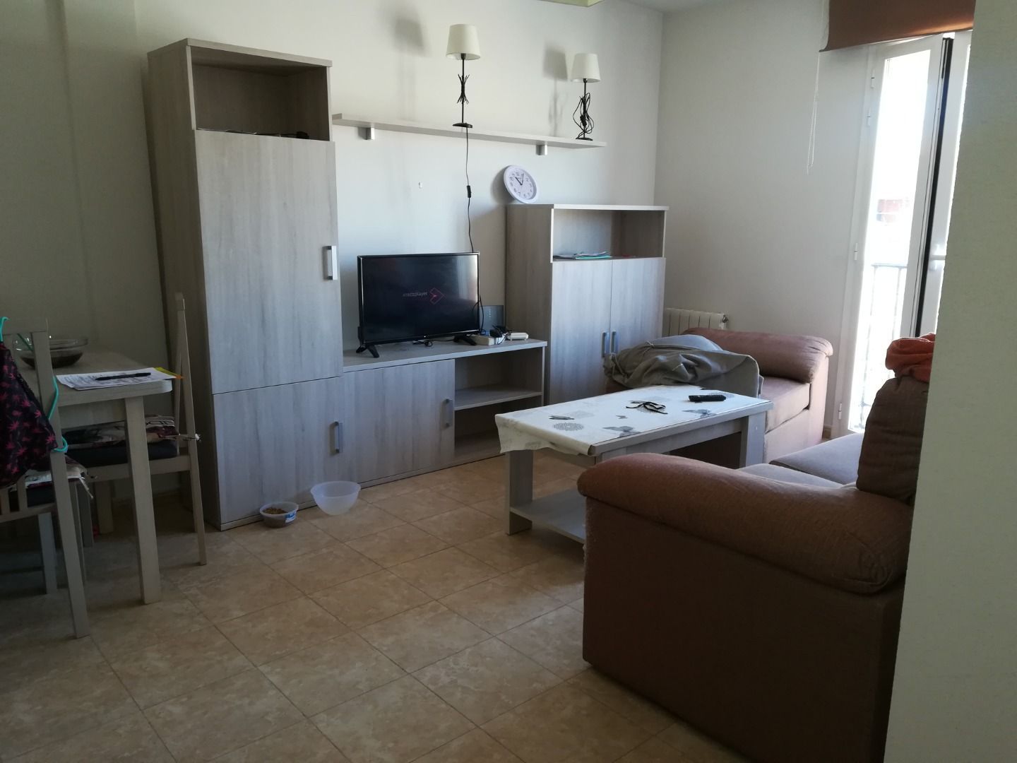 Sala d'estar de Apartament de lloguer en Bargas amb Calefacció, Moblat i Forn