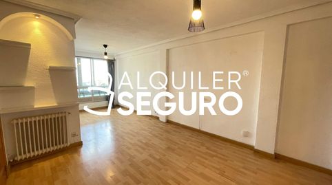 Foto 5 de Piso de alquiler en De Los Yébenes, Aluche, Madrid Capital