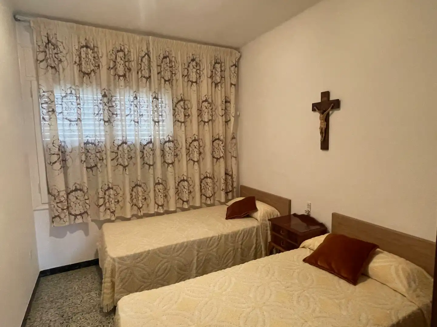Habitación de Casa o chalet en venta en Olot con Aire acondicionado, Calefacción y Jardín privado