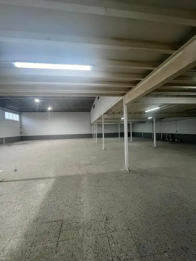 Fabrikhallen zur Miete in Algorós - El Derramador