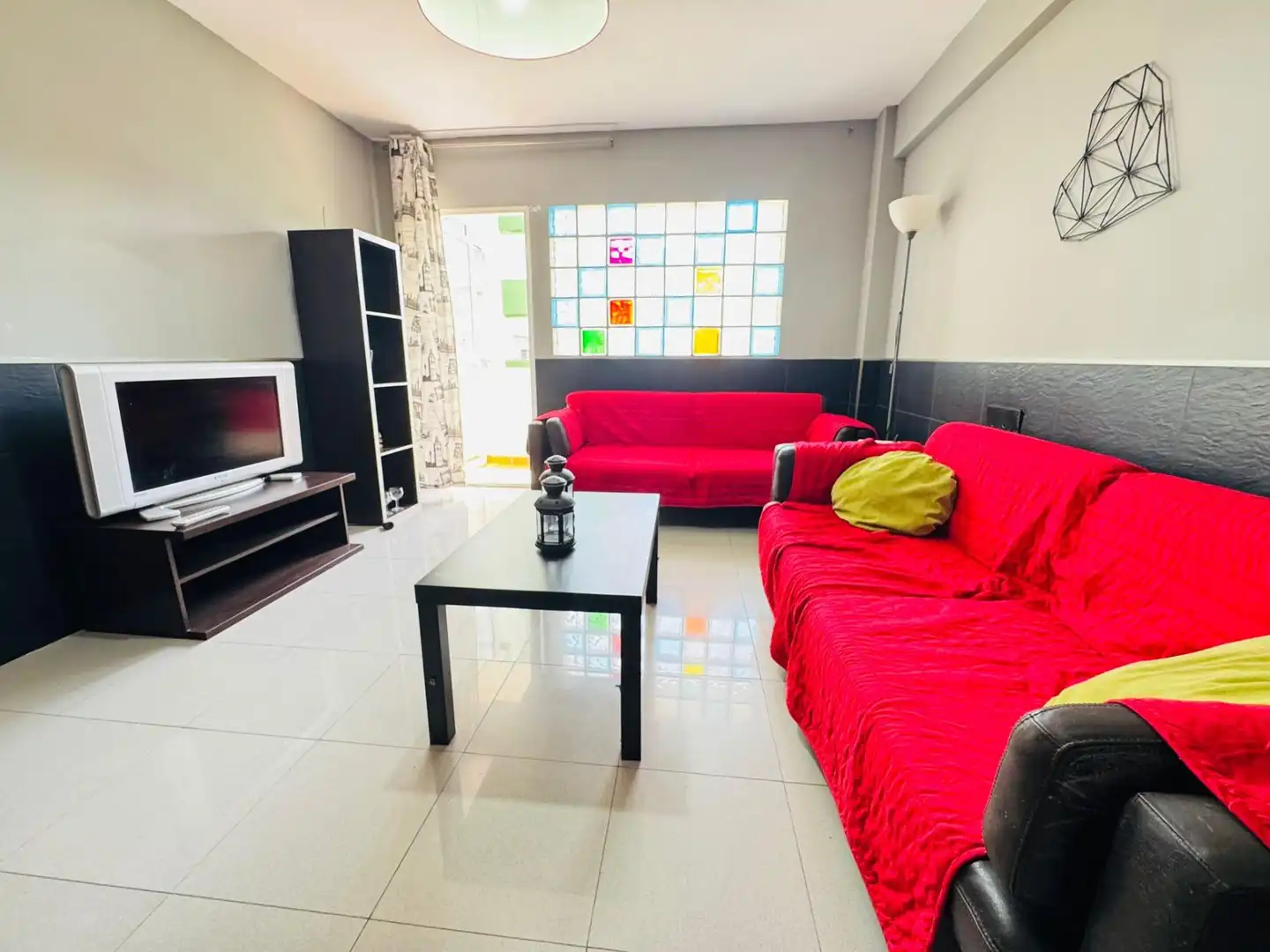 Sala de estar de Piso en venta en Algeciras con Amueblado y Balcón