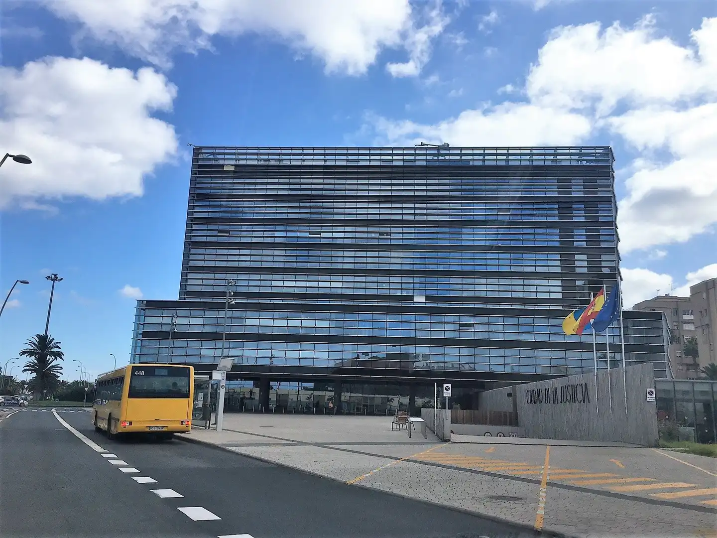 Vista exterior de Garatge en venda en Las Palmas de Gran Canaria