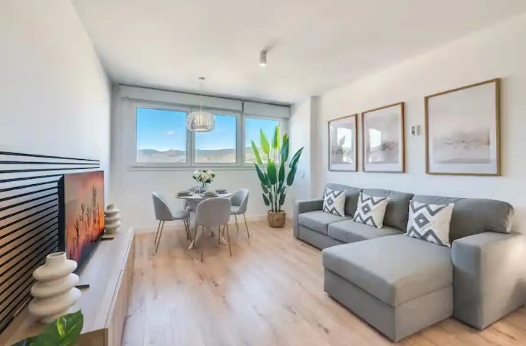 Sala de estar de Apartamento de alquiler en Málaga Capital con Aire acondicionado, Parquet y Trastero