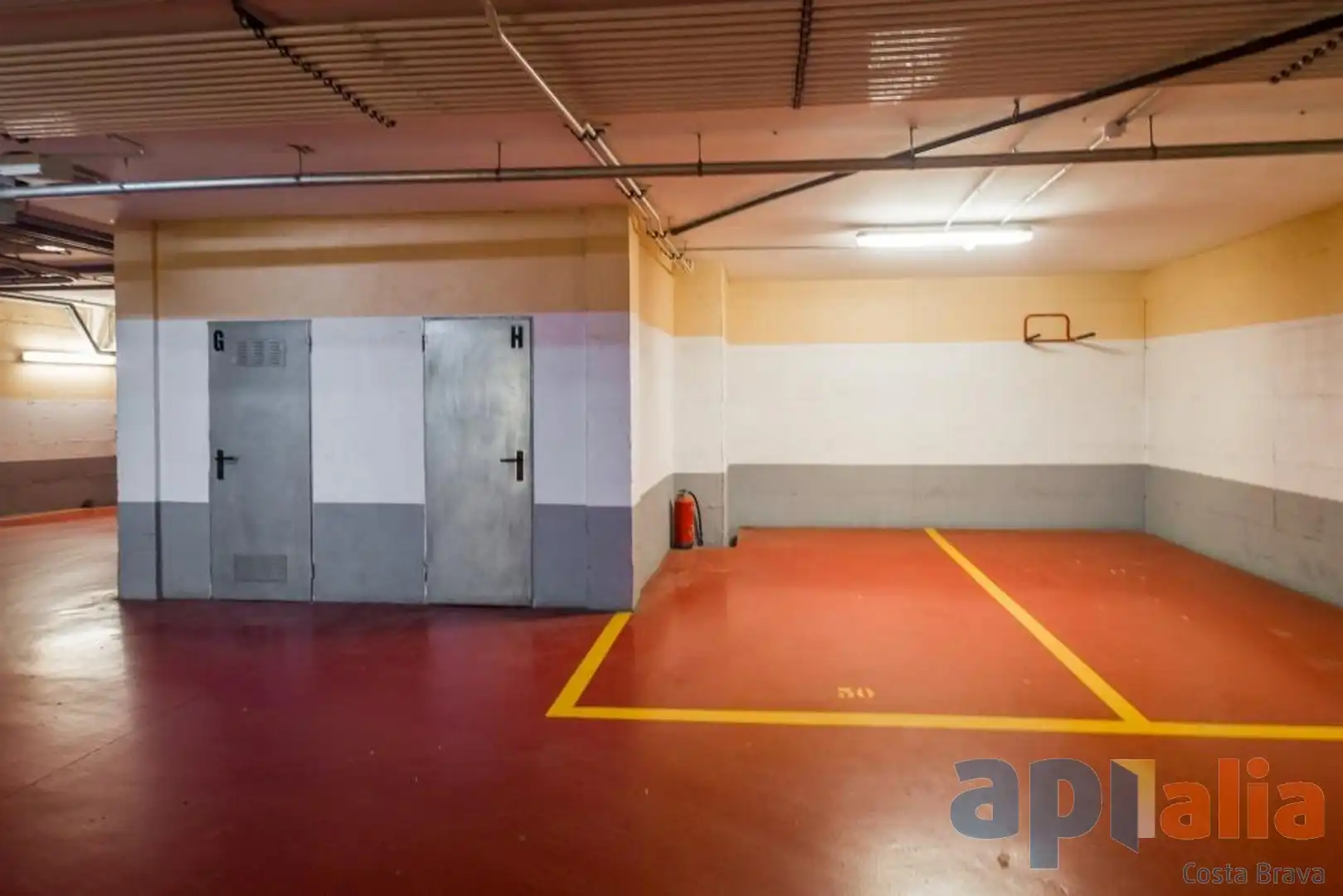 Parking of Ground floor for sale in Castell d'Aro, Platja d'Aro i s'Agaró  with Heating, Private garden and Storage room