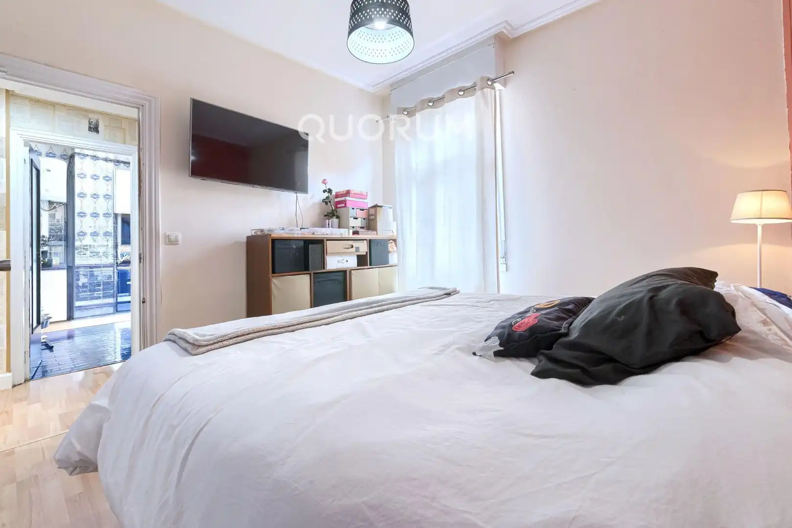 Habitación de Piso en venta en Basauri  con Calefacción y Amueblado