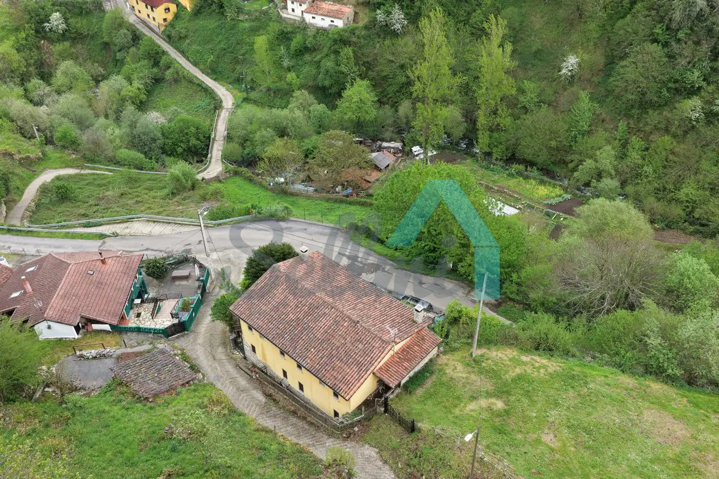 Casa o chalet en venta en Quirós con Calefacción, Jardín privado y Terraza