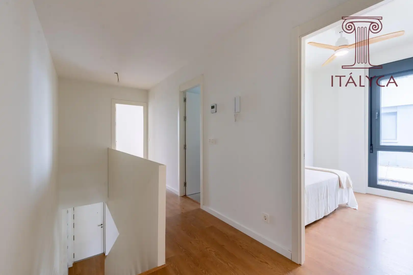 Detached homes for sale in Mairena del Aljarafe  with Heating, Private garden and Terrace