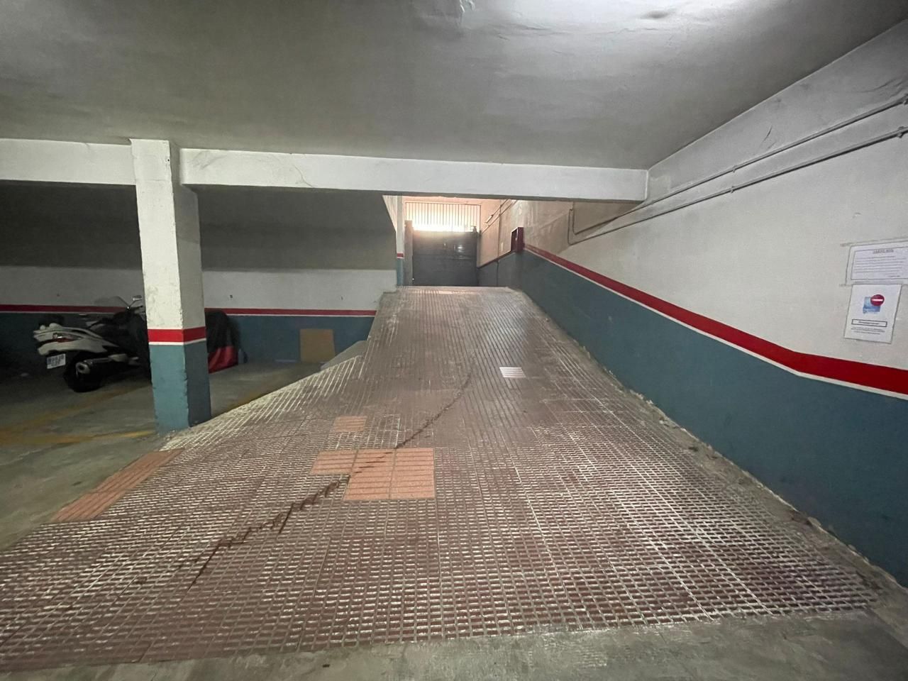 Garage for sale in Carrer de Bernat Metge, Col.legis Nous