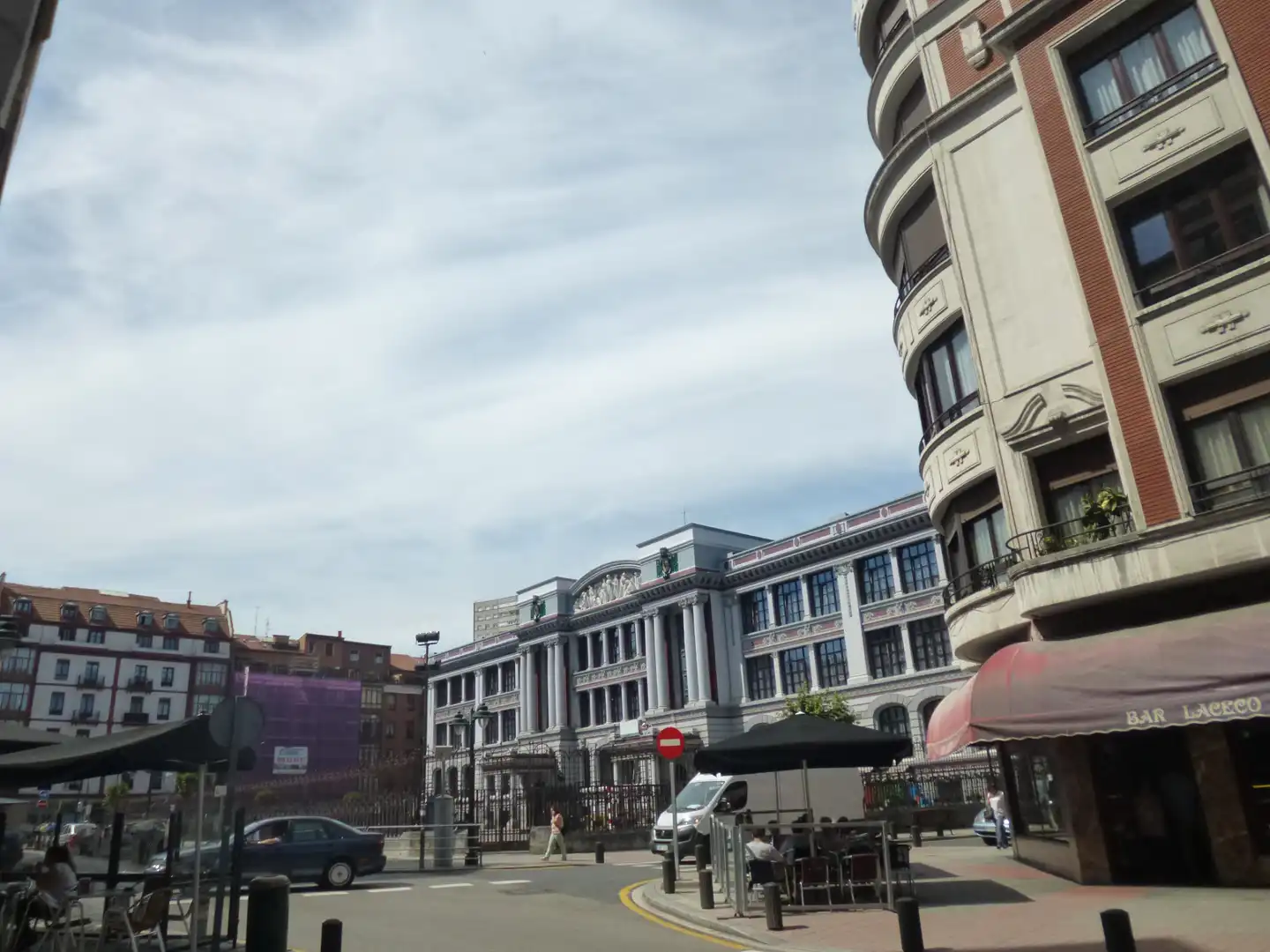 Außenansicht von Wohnung zum Verkauf in Bilbao  mit Heizung