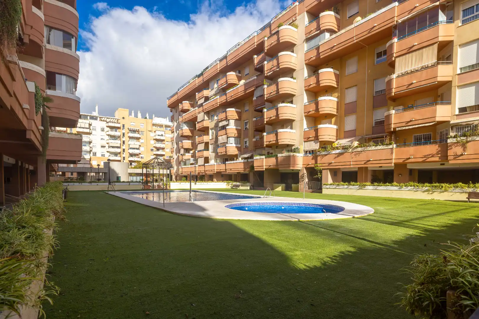 Exterior view of Flat for sale in Málaga Capital  with Air Conditioner, Heating and Terrace