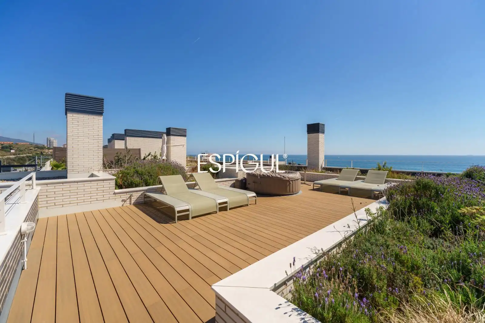 Terrace of Attic for sale in Montgat  with Air Conditioner, Heating and Parquet flooring