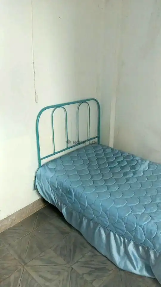 Dormitori de Casa adosada en venda en Ademuz amb Balcó