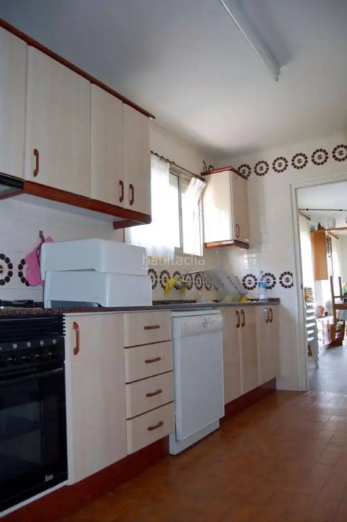 Apartamento con piscina en venta en Carrer Brussel.les 64A, imagen 3