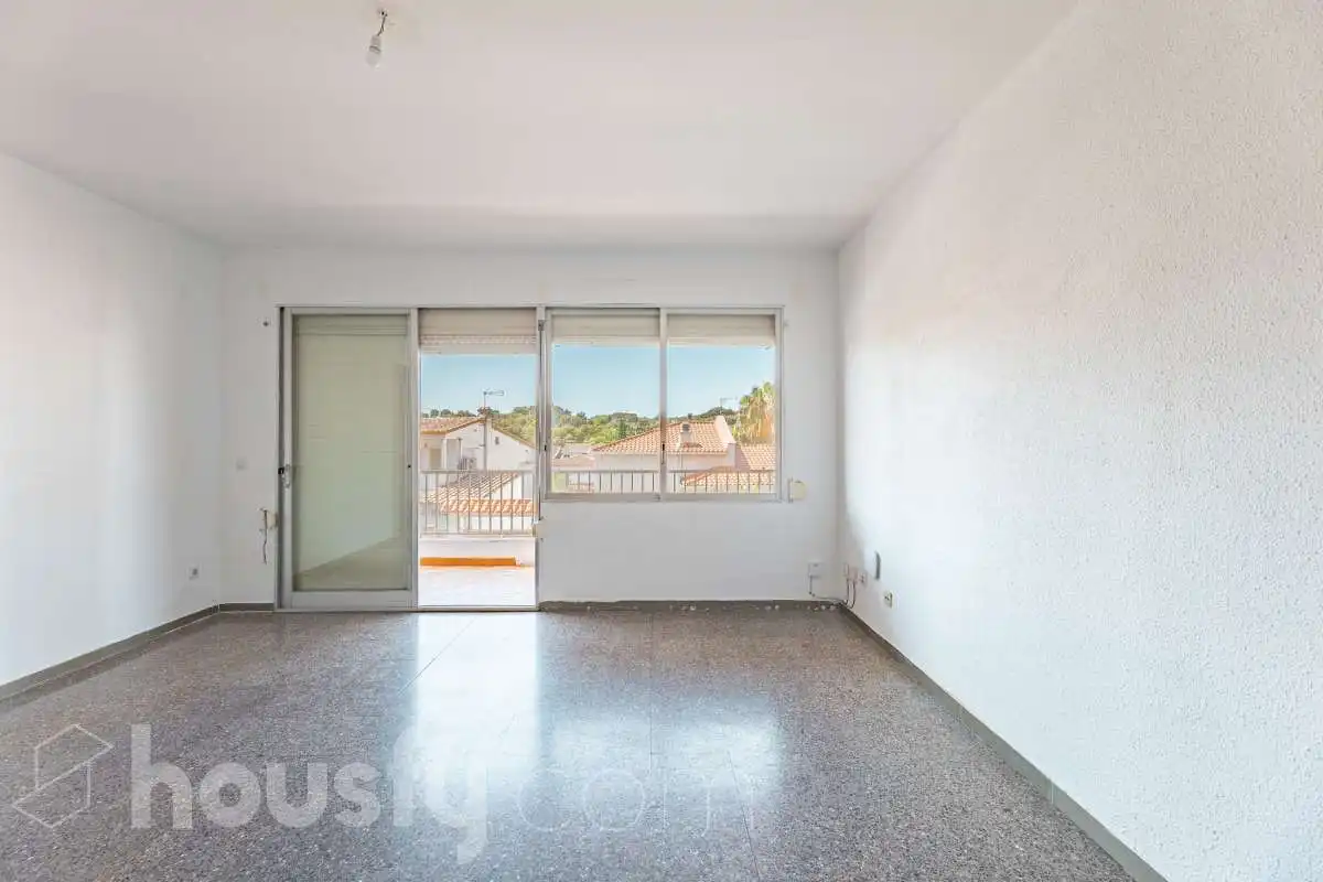 Habitación de Piso en venta en Sant Pere de Ribes con Calefacción y Balcón