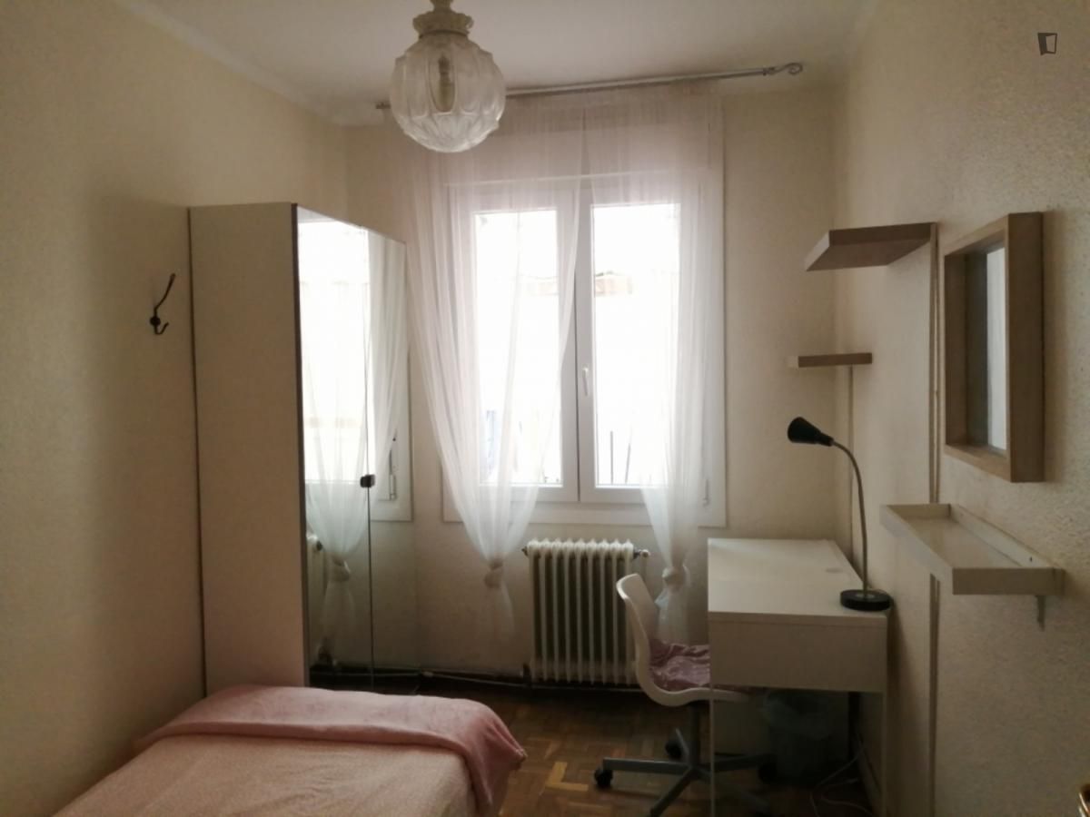 Apartment to share in Iturrama