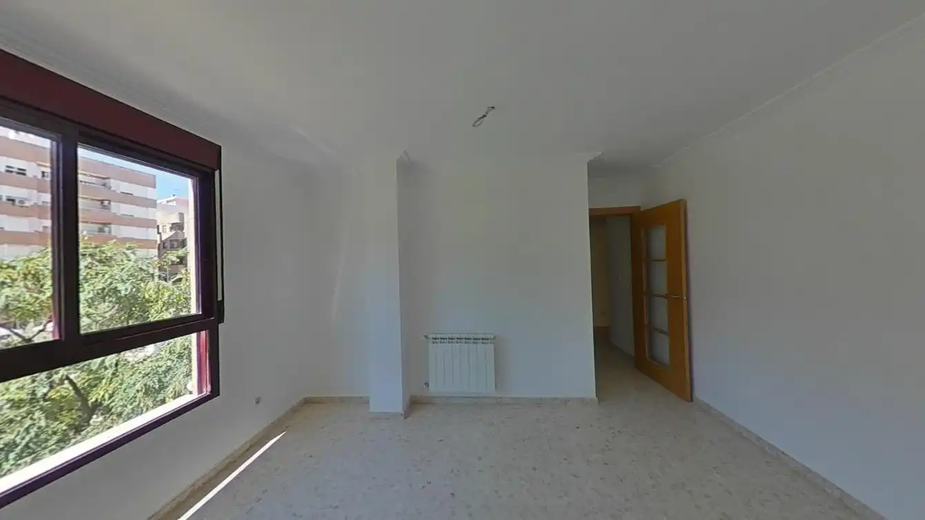 Piso con ascensor en venta en C/ Sant Valerià, imagen 4