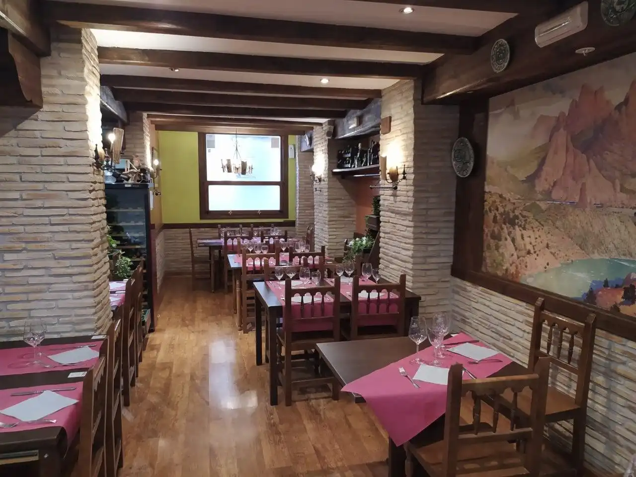 Commercial properties for sale in Jaca
