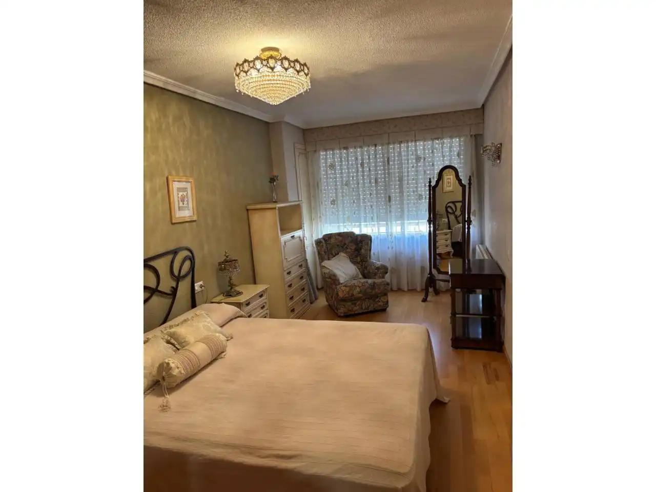 Habitación de Piso de alquiler en Alicante / Alacant con Aire acondicionado, Calefacción y Amueblado