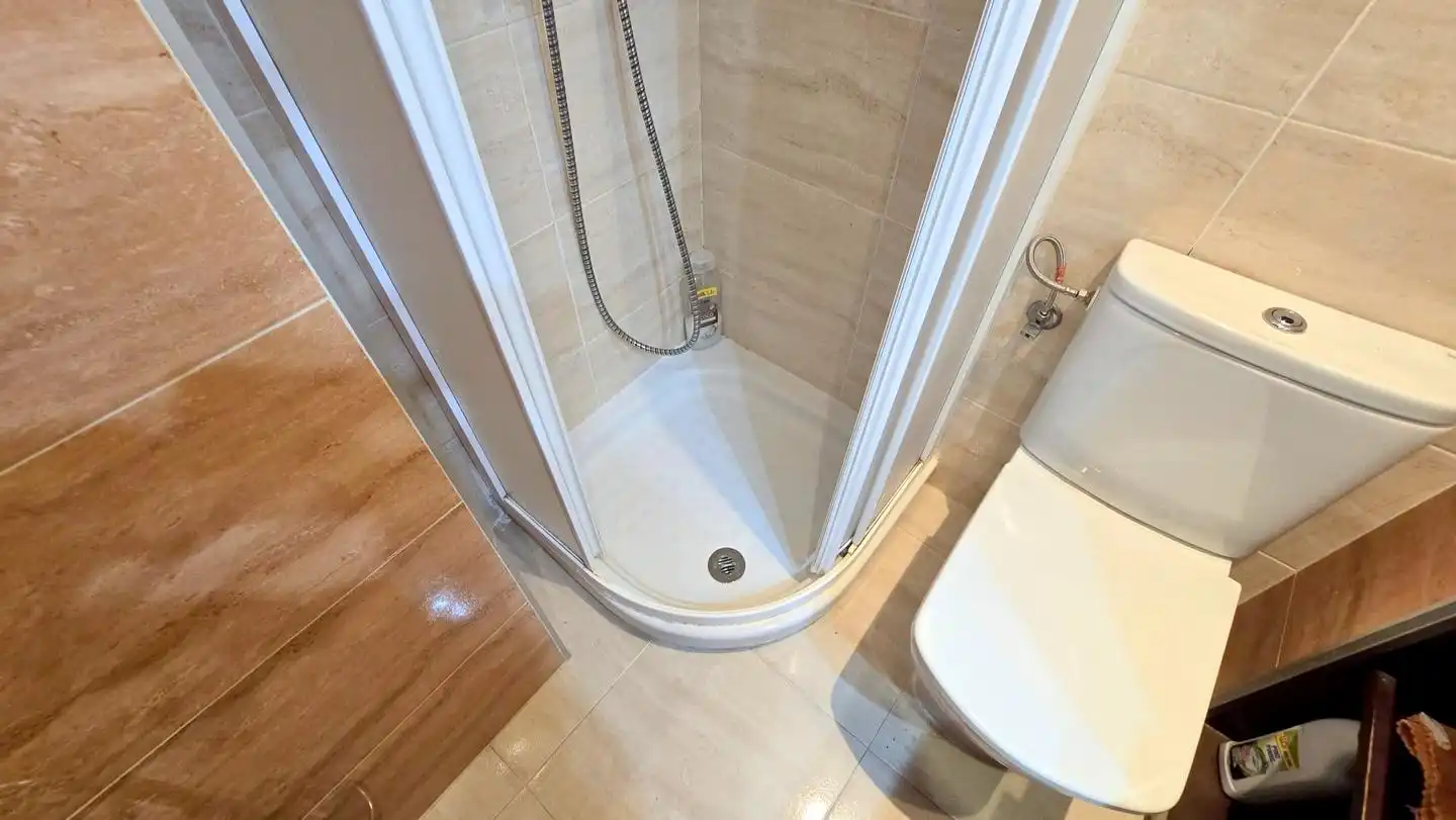 Baño de Apartamento en venta en Gandia con Aire acondicionado, Terraza y Amueblado