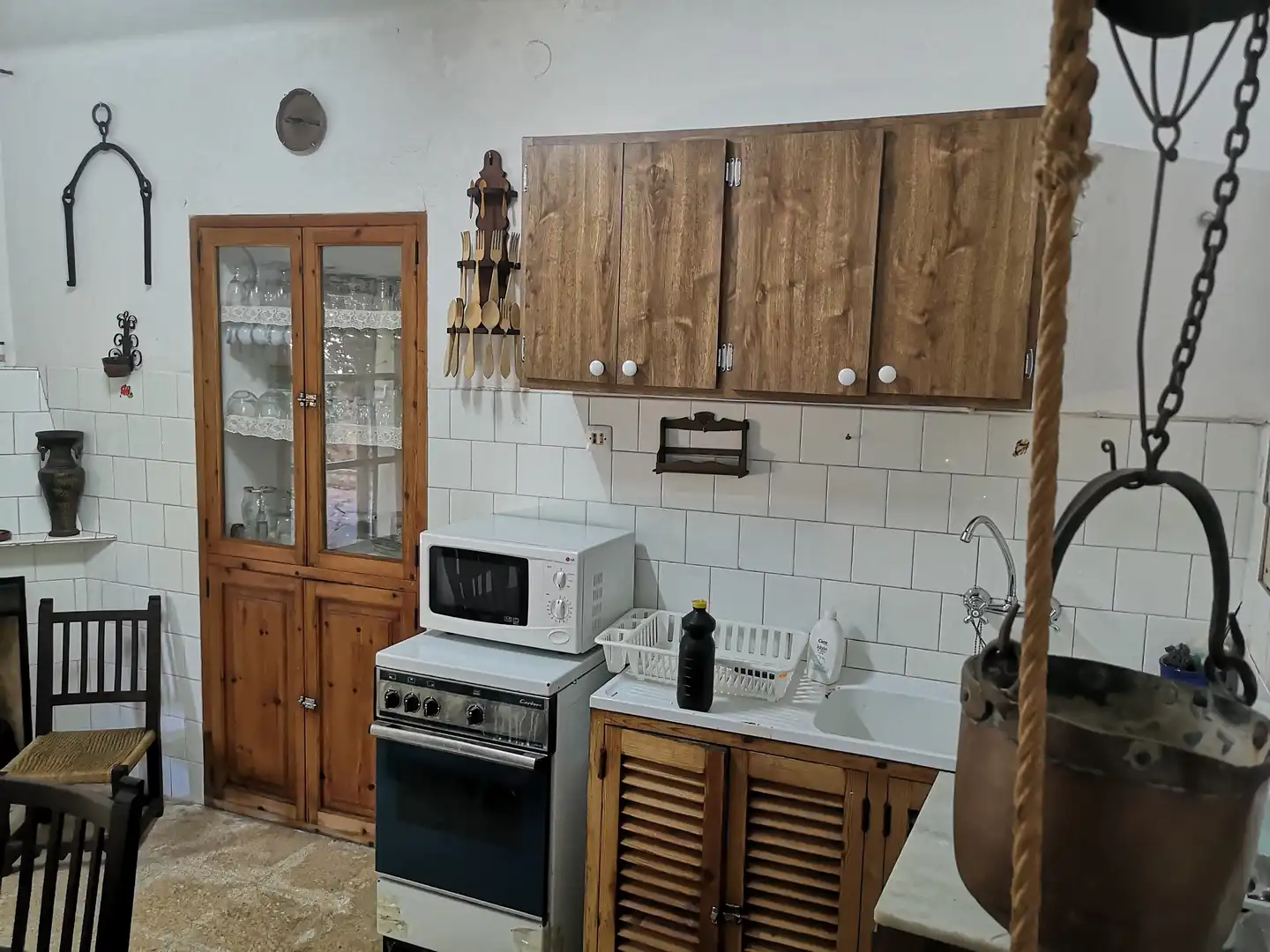 Cuina de Casa o xalet en venda en Puigpunyent amb Jardí privat, Moblat i Forn
