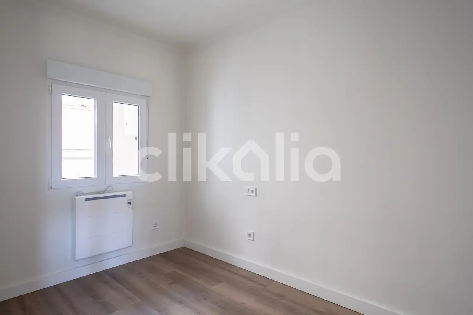 Schlafzimmer von Wohnung zur Miete in Villaverde