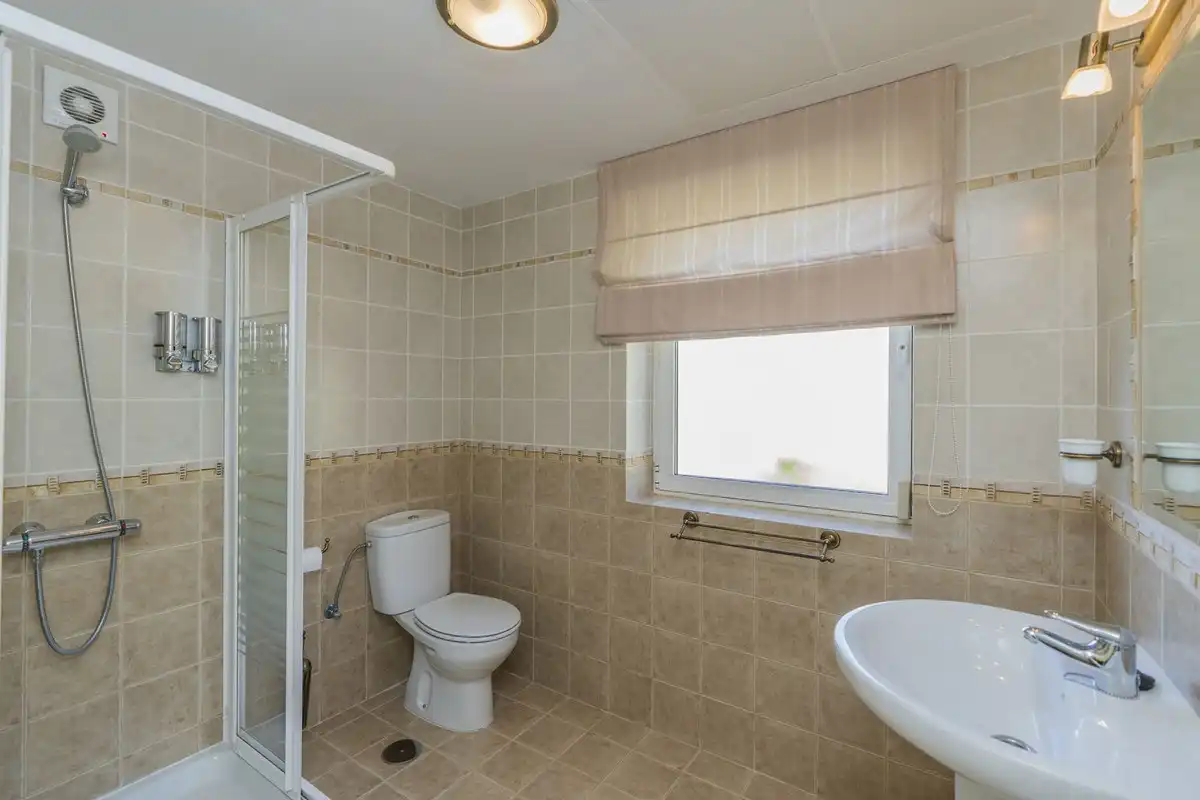 Baño de Casa o chalet en venta en Mijas con Aire acondicionado, Calefacción y Jardín privado