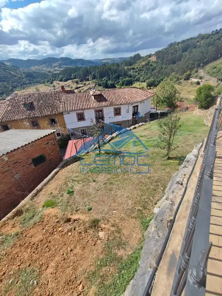 Houses for sale in Candamo  with Air Conditioner, Private garden and Terrace