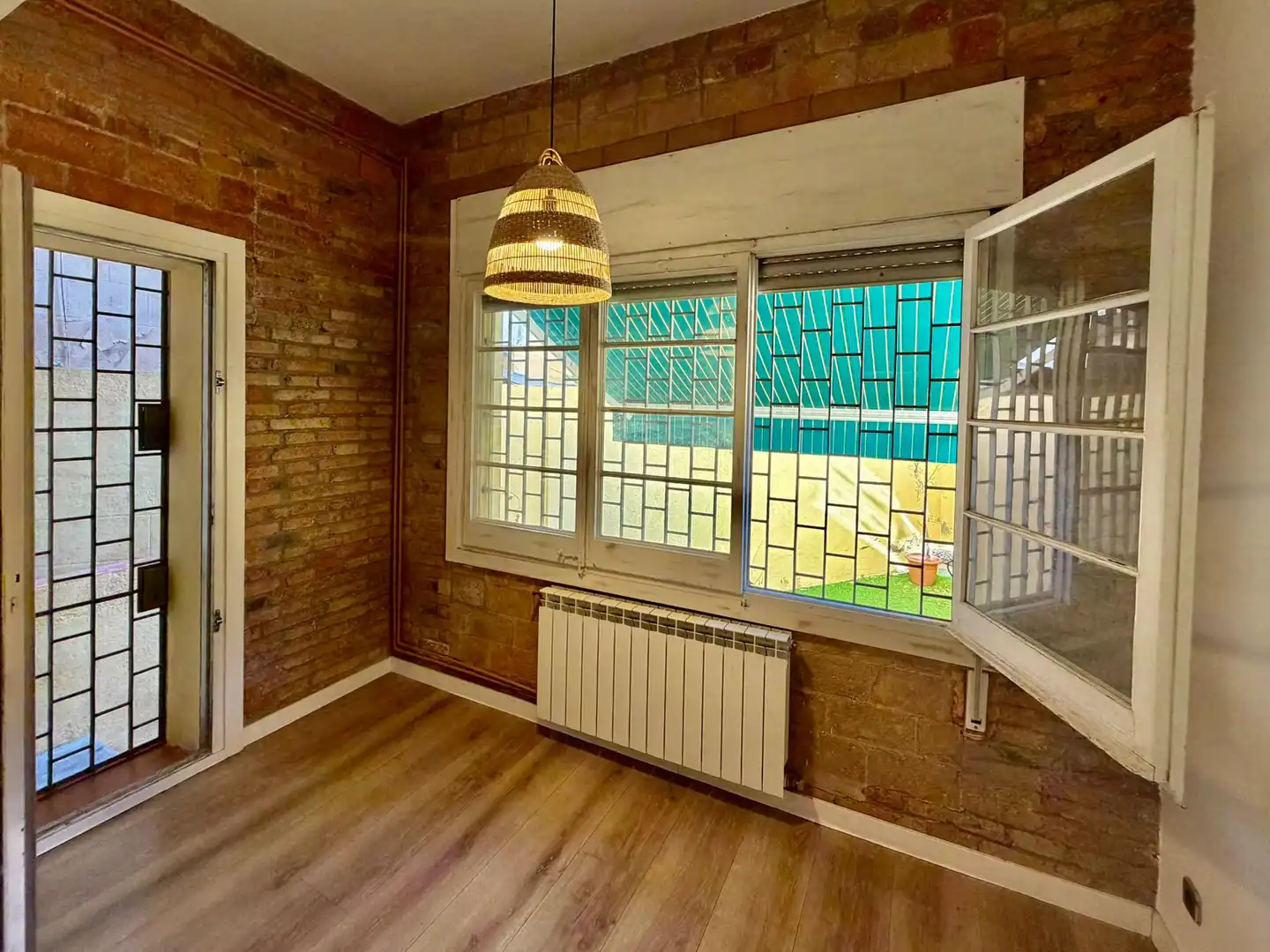 Flat with lift for sale in Carrer del Rosselló, imagen 3