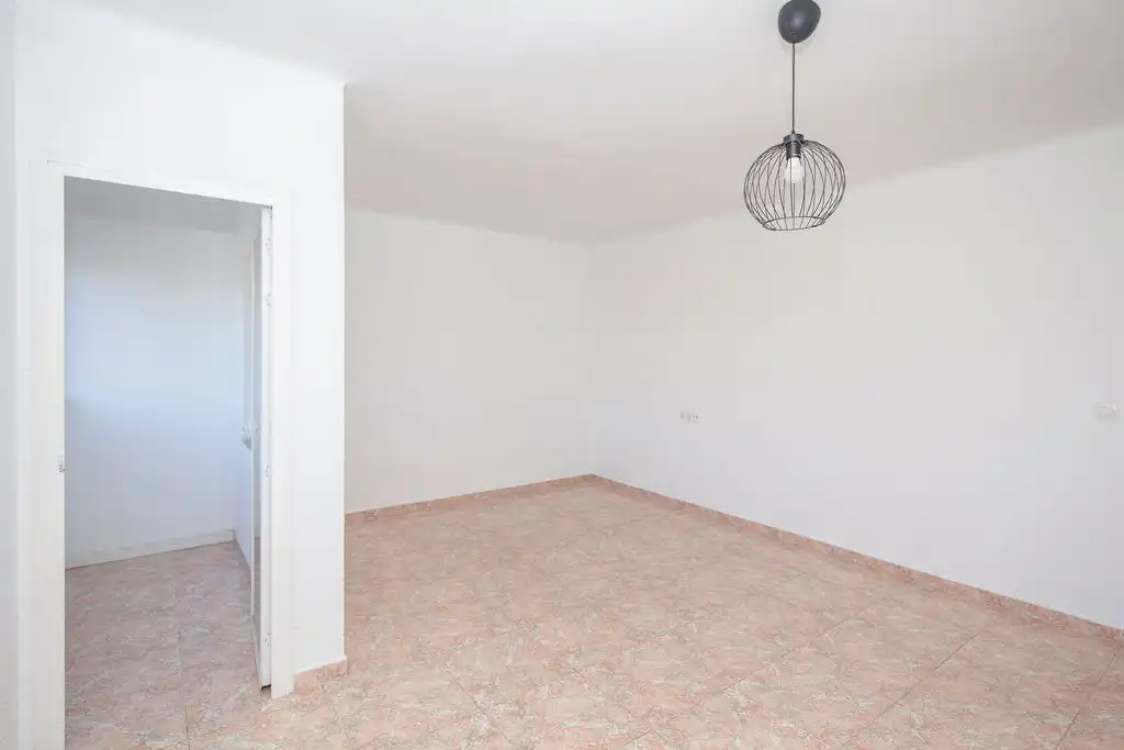 Piso en venta en C/ Verge de Montserrat, imagen 2