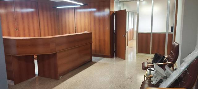 Oficina en Venta en Calle del Falcó en Hospital - Plaza del Real