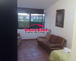 Living room of Study to rent in Villarmayor  with Heating and Community pool