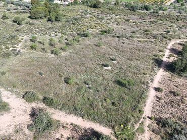 Terrain rustique à vendre à Urbanizaciones