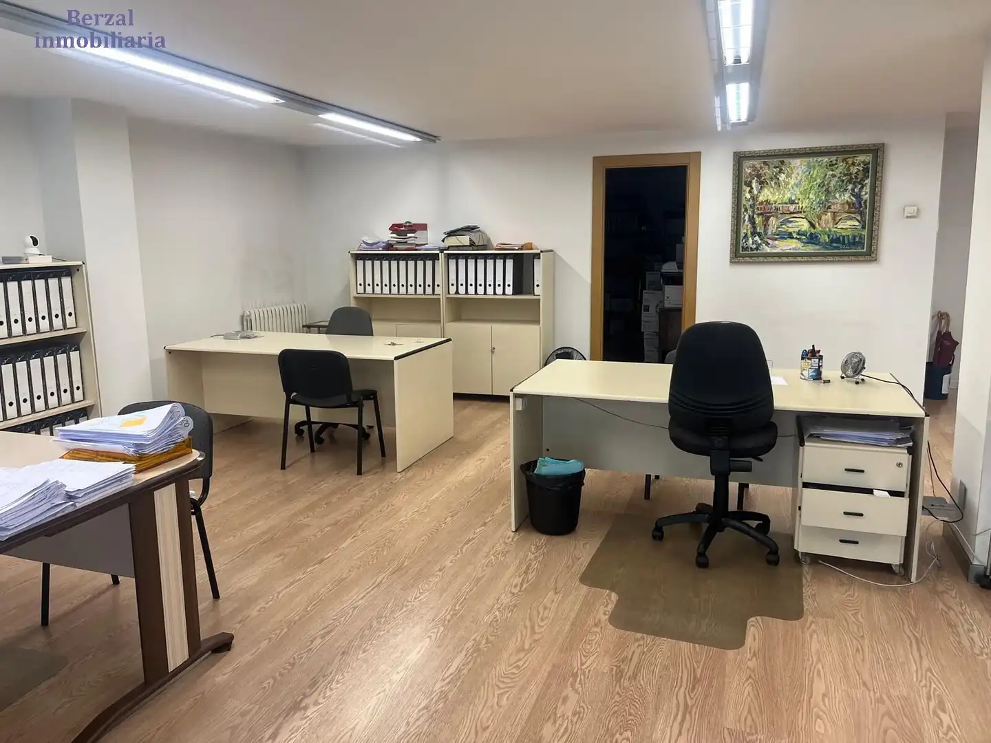 Office for rent in  Logroño  with Heating and Furnished