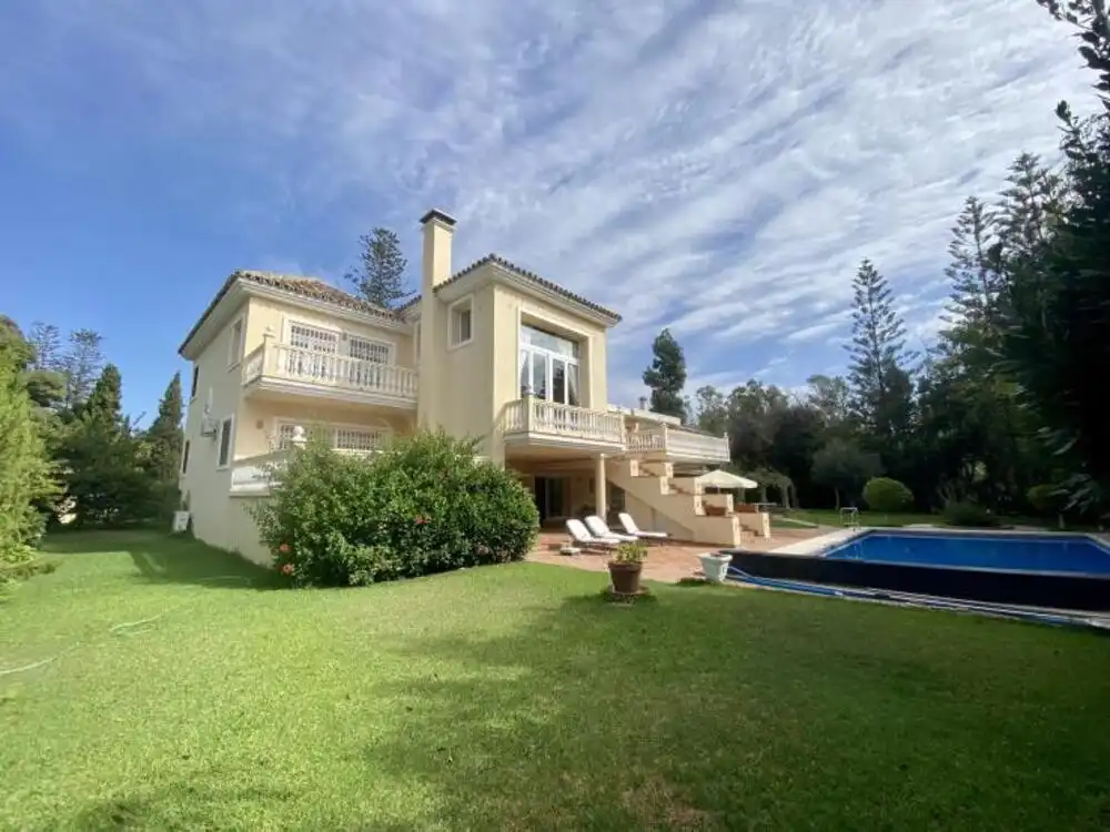 Casa con piscina in vendita a 13 (UR GUADALMINA BAJA) 7
