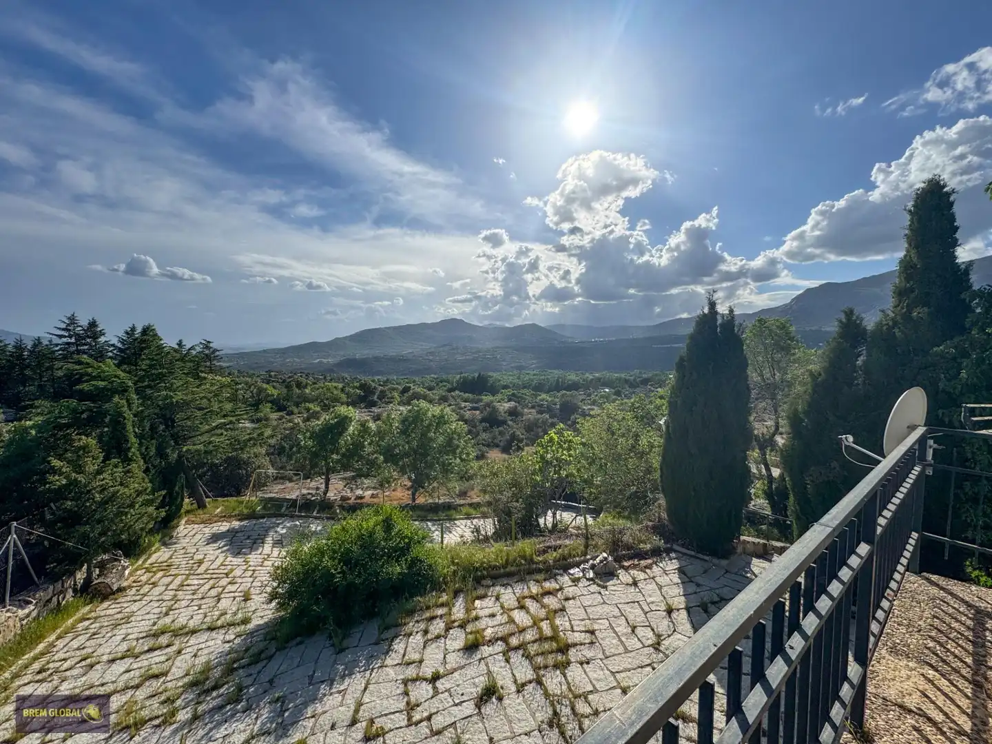Terrassa de Casa o xalet en venda en Valdemanco amb Jardí privat, Terrassa i Traster