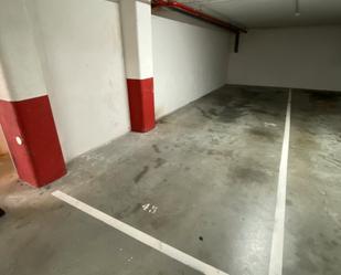 Parking of Garage to rent in Teo