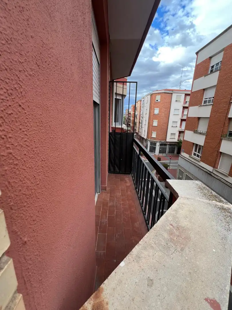 Balcony of Flat for sale in  Logroño  with Heating, Terrace and Balcony