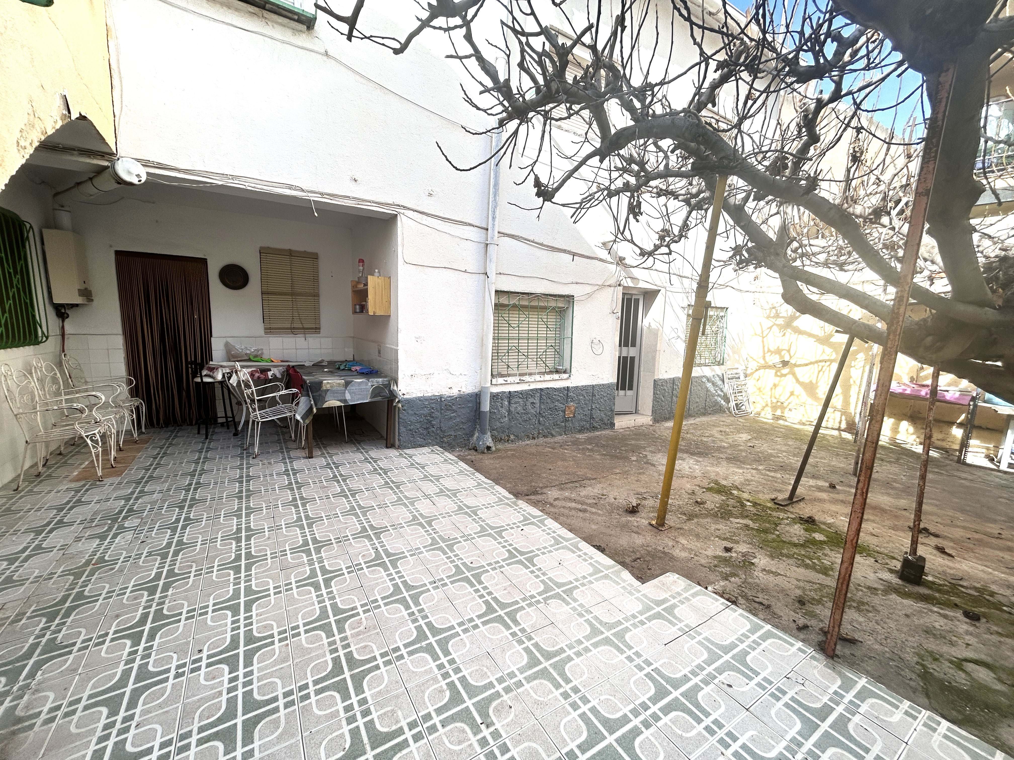 Jardí de Casa o xalet en venda en Velilla de San Antonio amb Calefacció