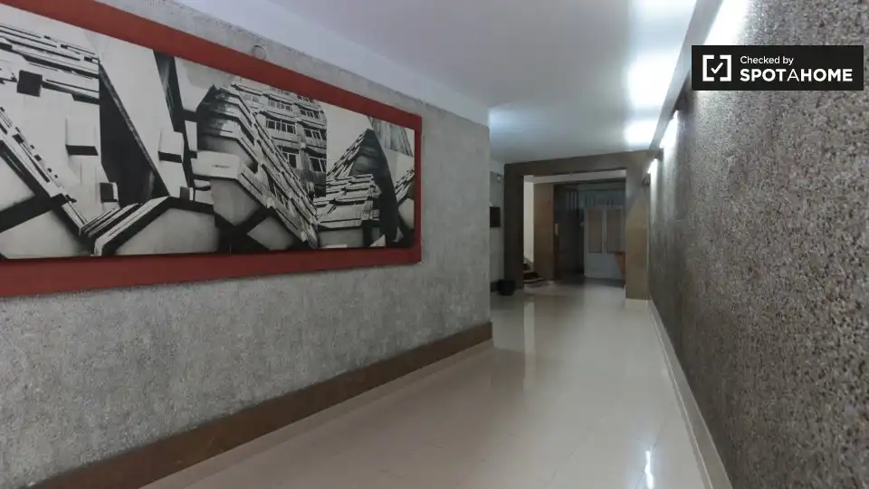 Room in La Sagrera