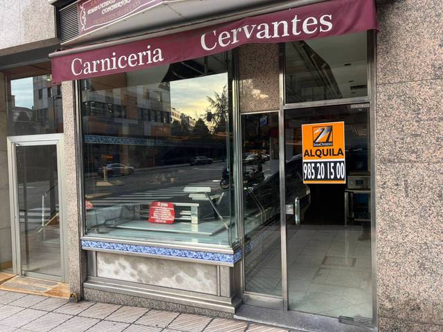 Local comercial en Alquiler en Parque San Francisco - Uría