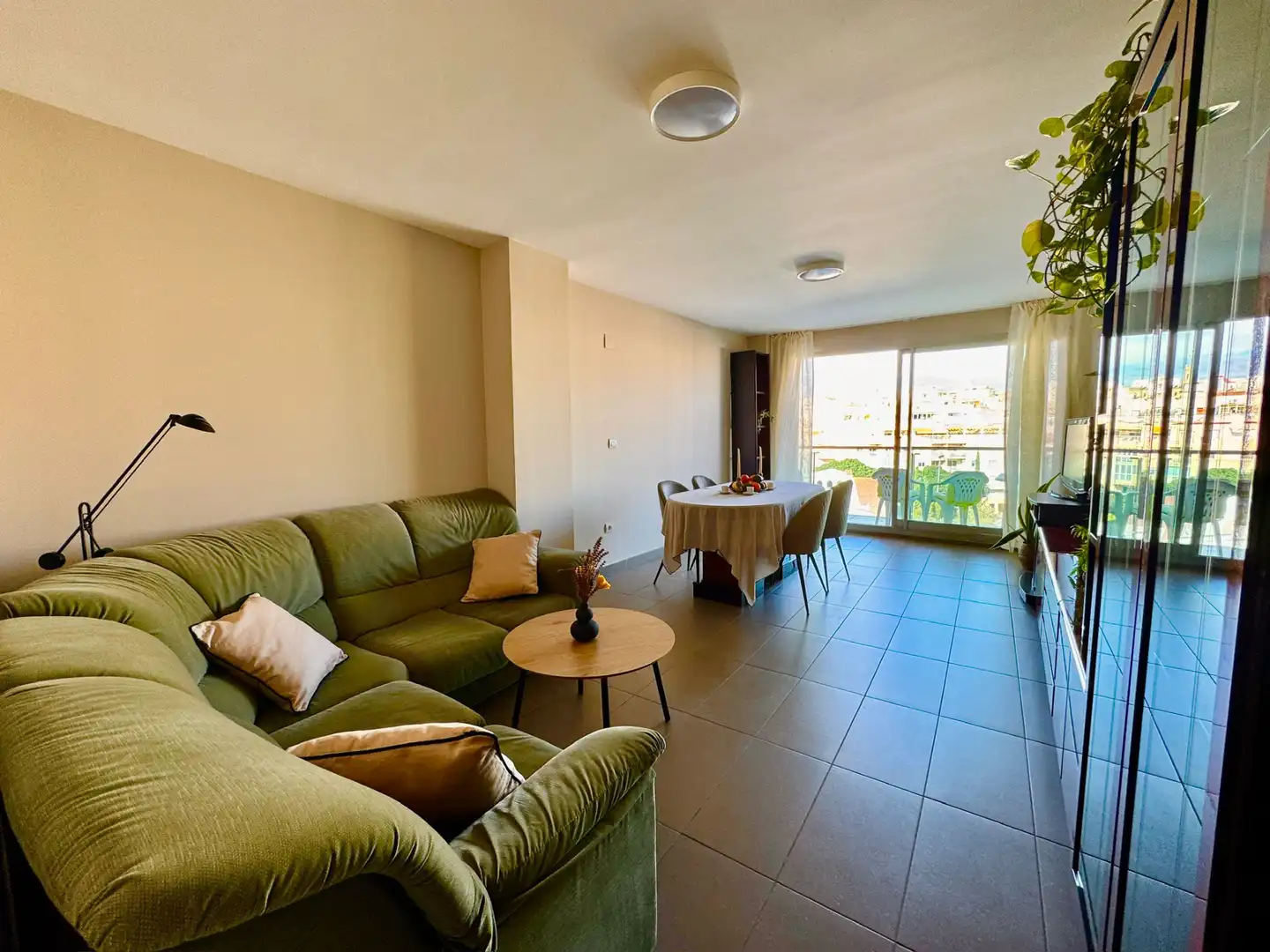 Sala de estar de Apartamento en venta en Calpe / Calp con Aire acondicionado, Terraza y Amueblado