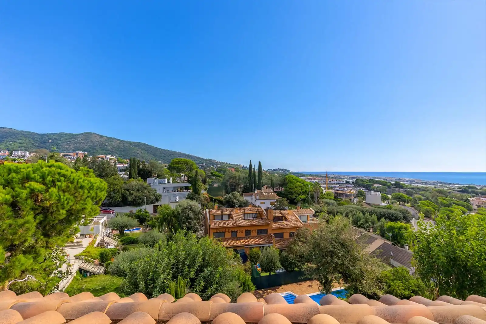 Vista exterior de Casa adosada en venta en Teià con Aire acondicionado, Calefacción y Jardín privado
