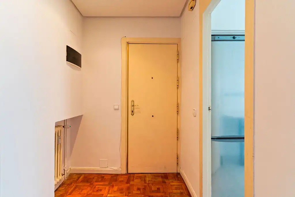 Flat with terrace for sale in Calle de Ponzano, imagen 18
