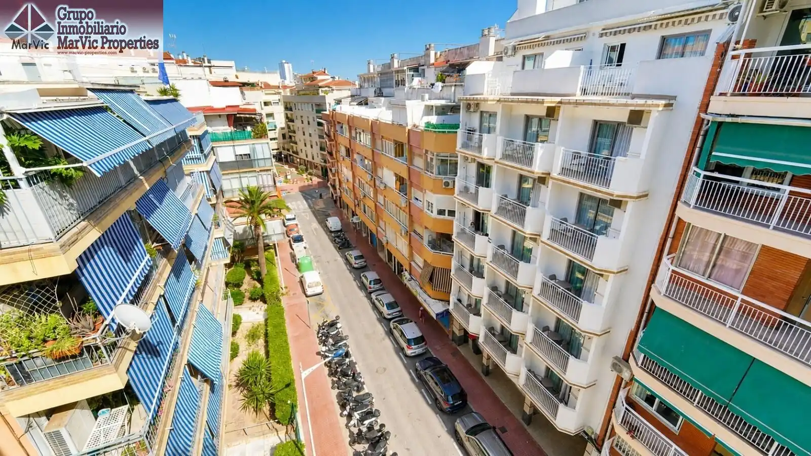 Vista exterior de Ático en venta en Benidorm con Terraza y Amueblado