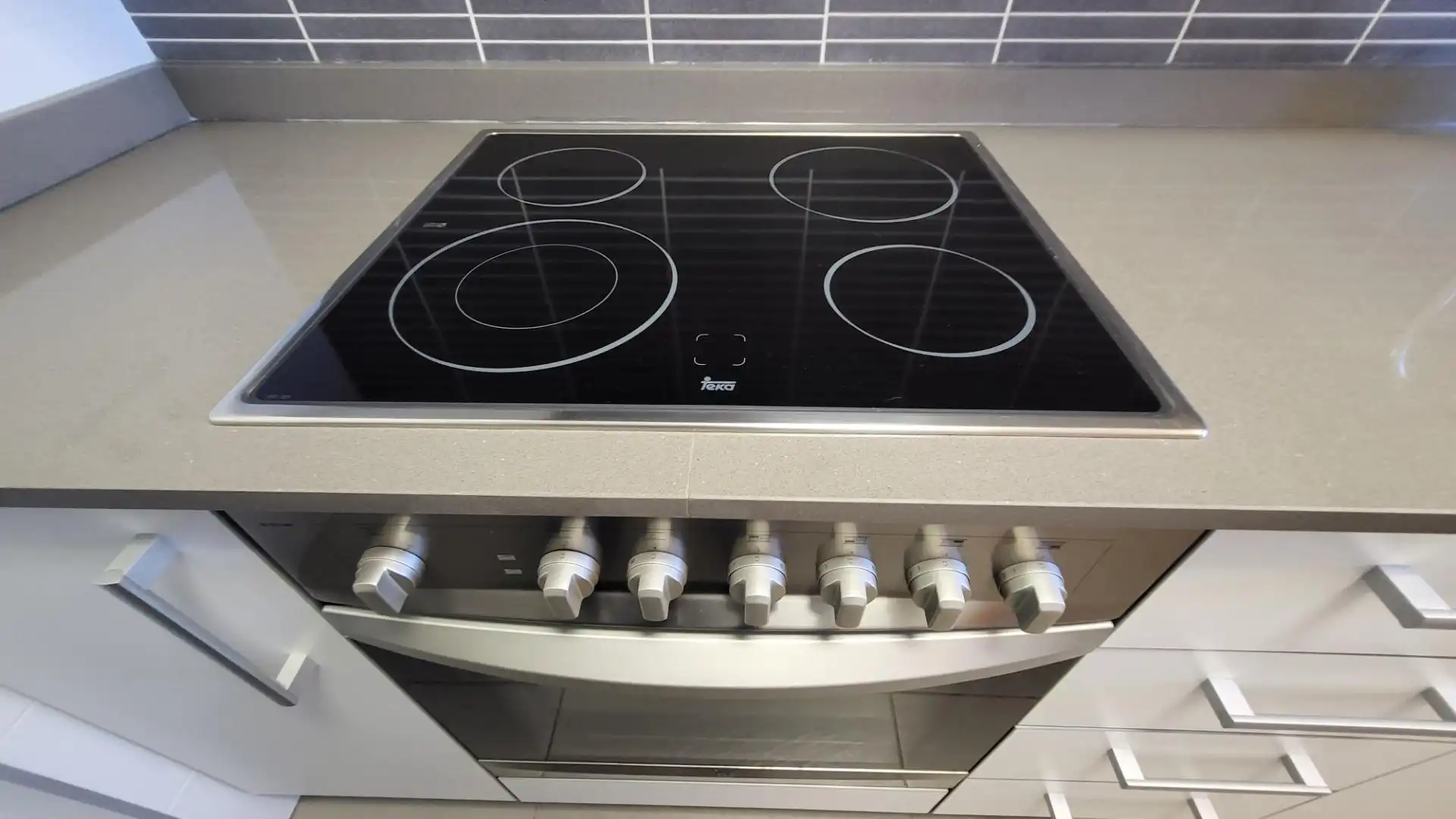 Kitchen of Apartments for sale in Elche / Elx  with Air Conditioner, Heating and Private garden