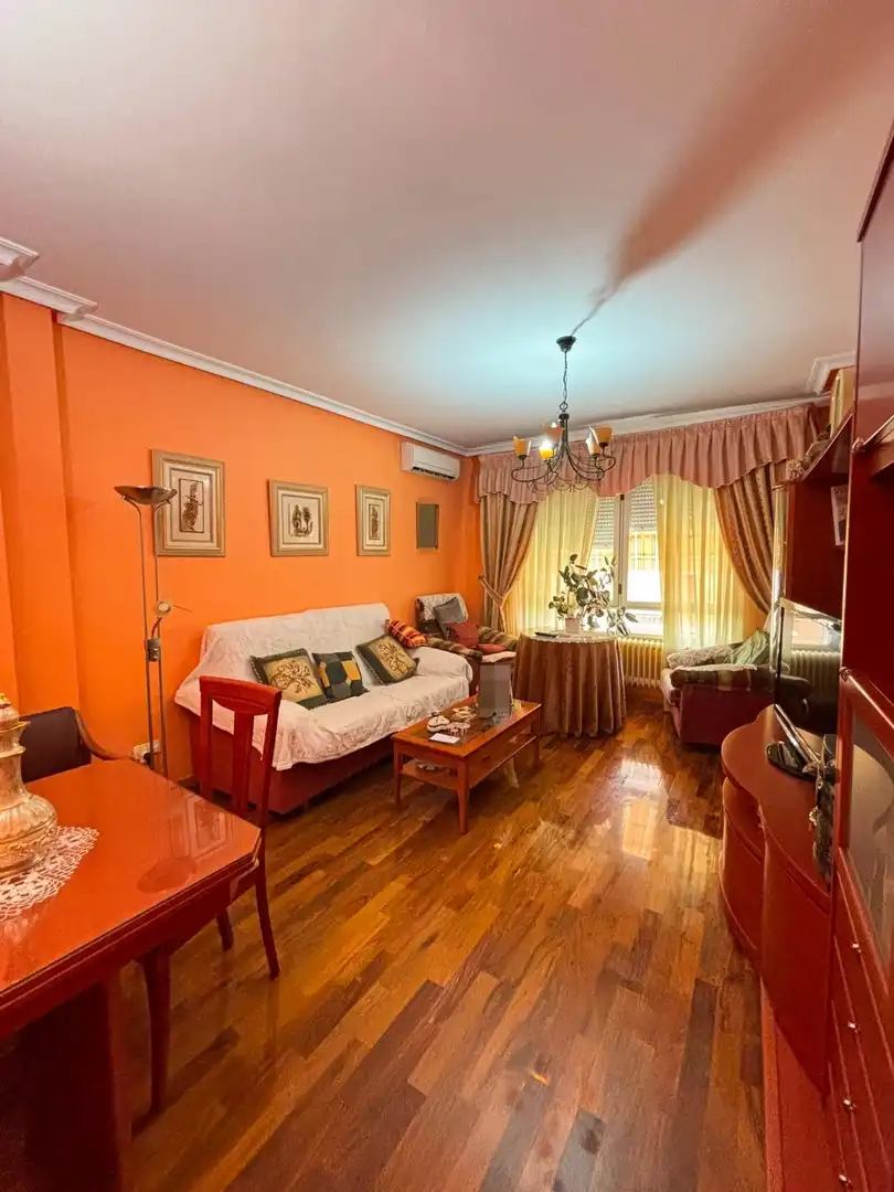 Flat with lift for sale in Valdepeñas, imagen 2
