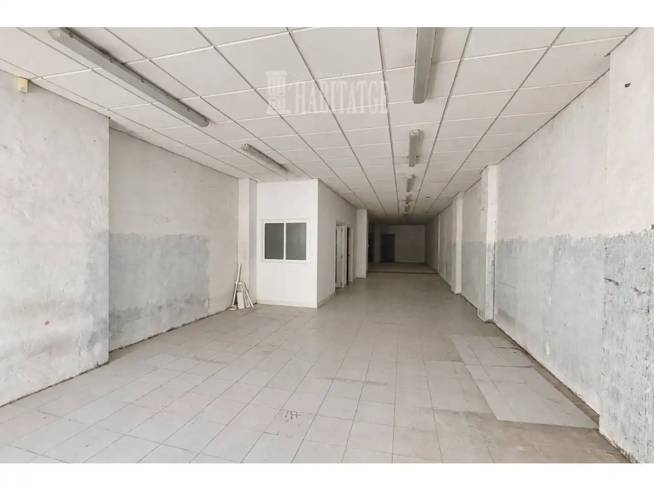 Local comercial en venda a Calle Candi Bayes, imagen 3